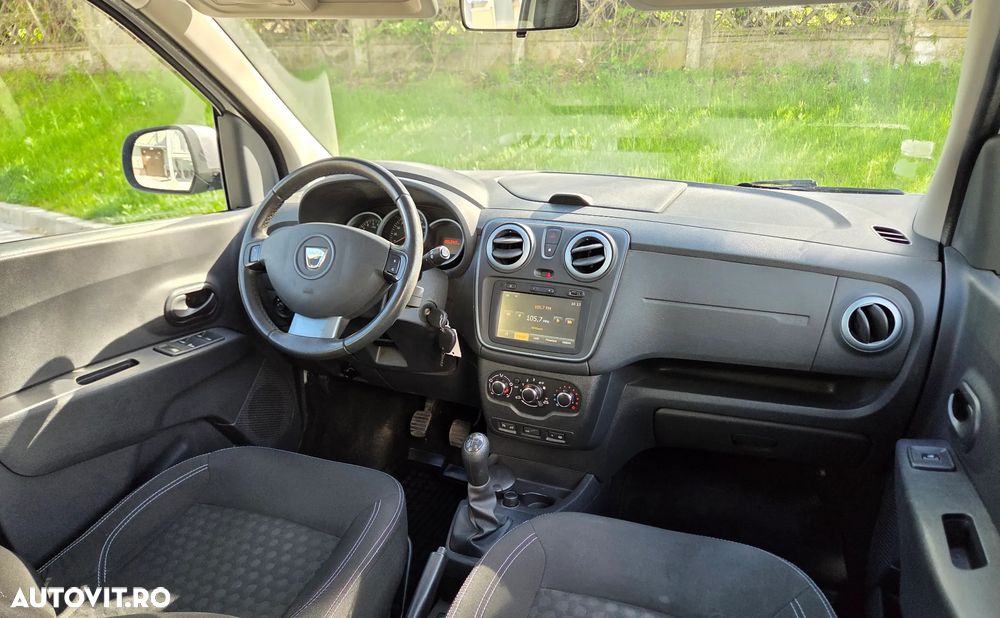 Dacia Lodgy TCe 115 Stepway - 14