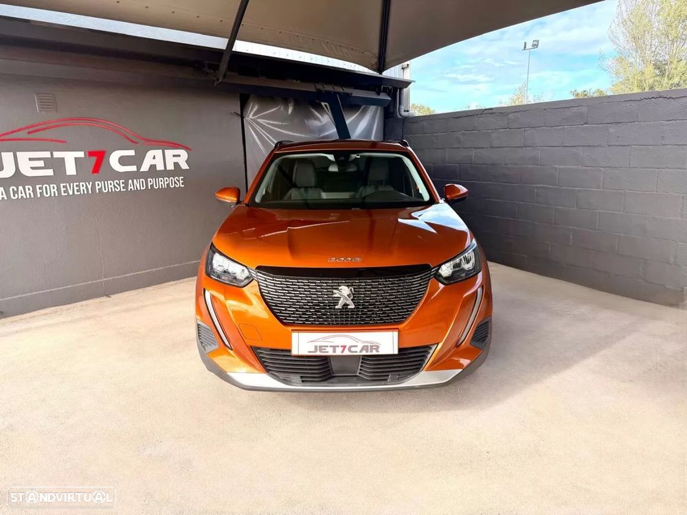 Peugeot 2008 1.2 PureTech Allure — photo 3