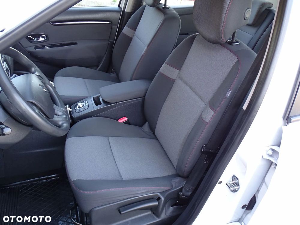 Renault Scenic 1.5 dCi Limited - 18