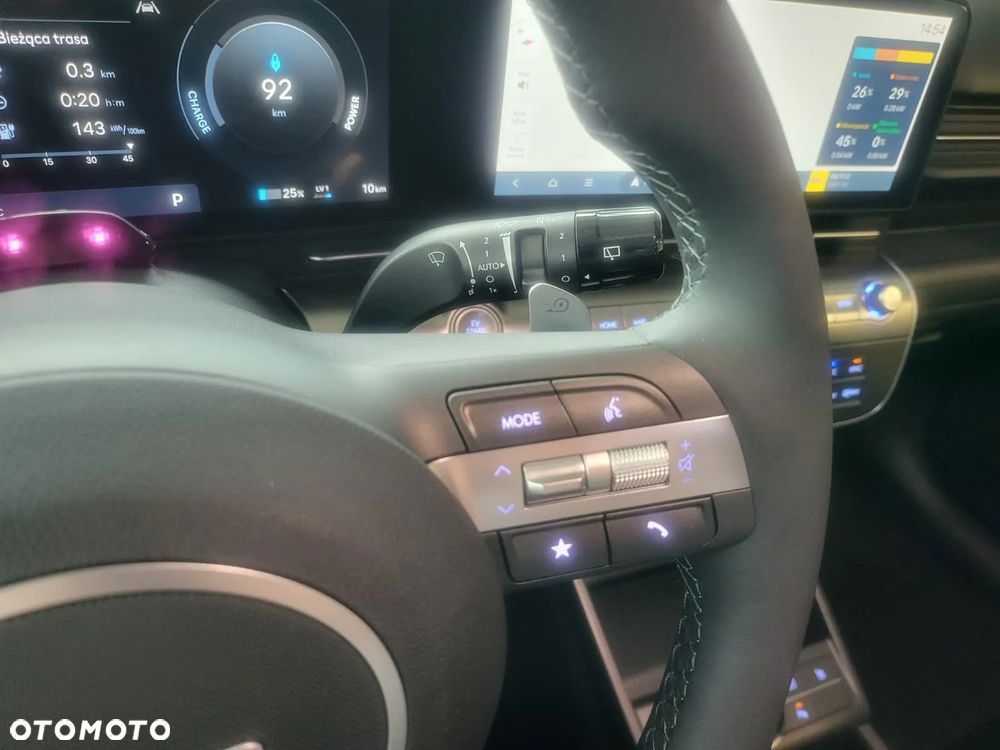 Hyundai Kona 65kWh Executive - 23