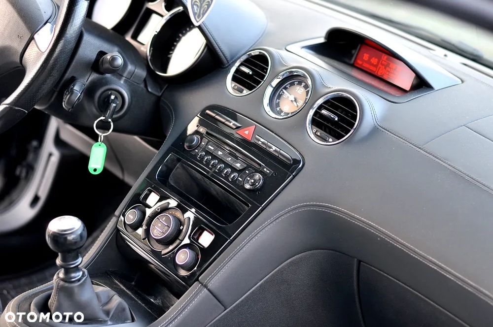 Peugeot RCZ 1.6 THP - 14