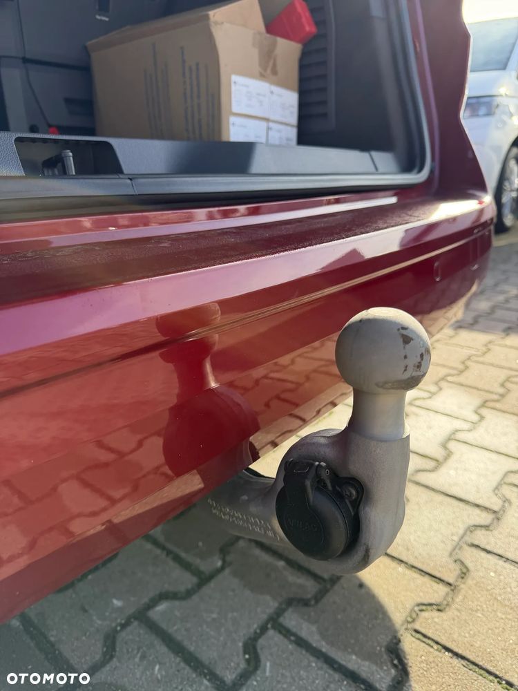 Volkswagen Multivan - 11