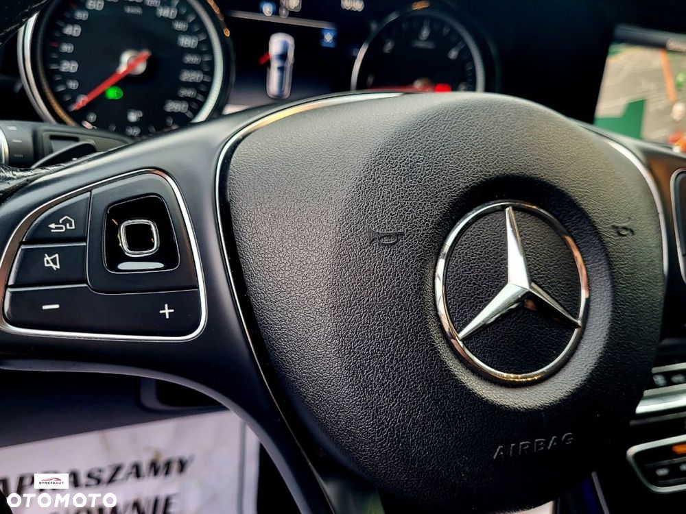 Mercedes-Benz Klasa E - 21