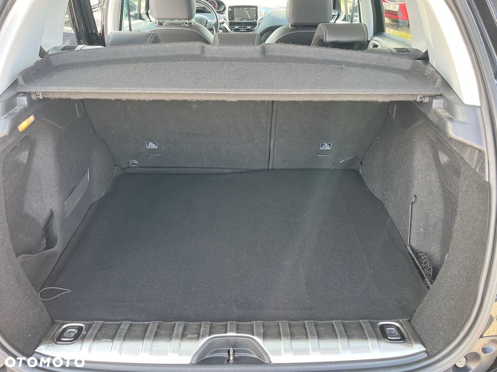 Peugeot 2008 1.6 BlueHDi Style - 26