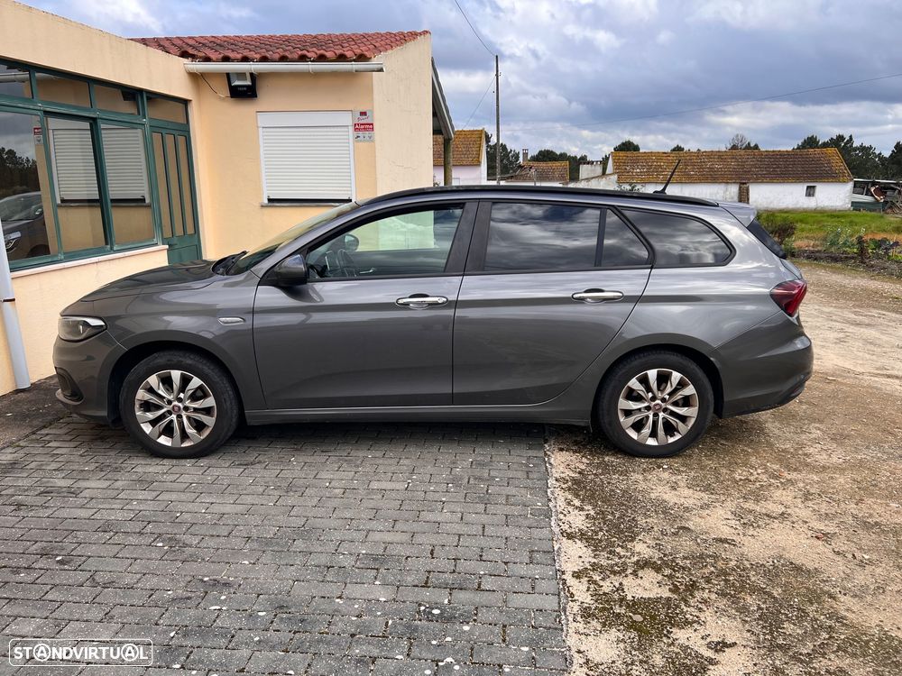 Fiat Tipo Station Wagon 1.3 M-Jet Easy J17 - 6