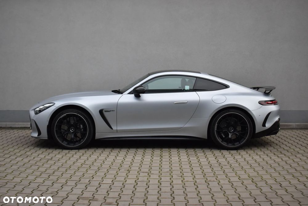 Mercedes-Benz AMG GT - 5