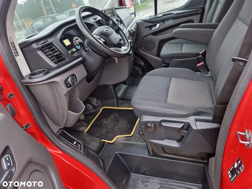 Ford Transit Custom - 10