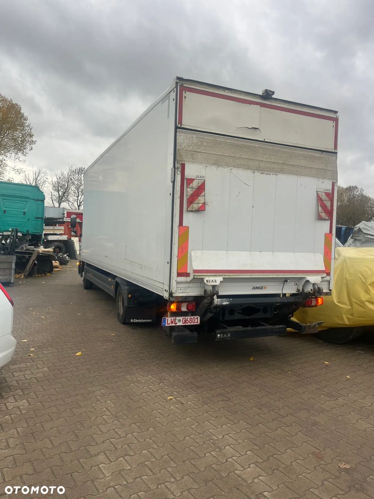 Mercedes-Benz 12.24 - 2