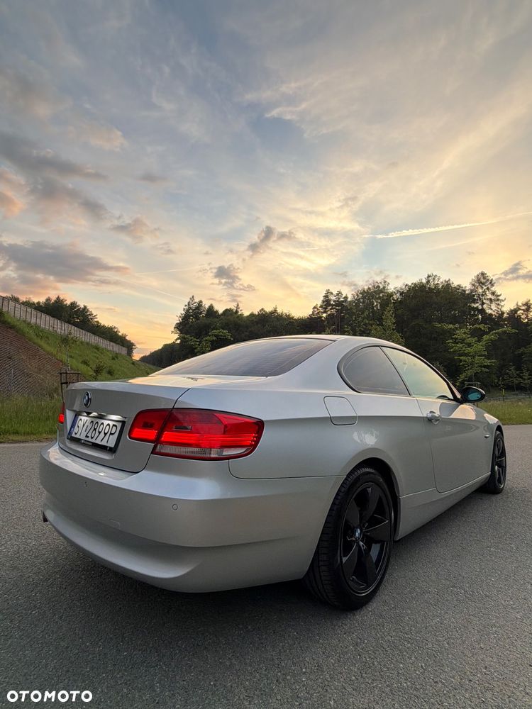 BMW Seria 3 320d - 9