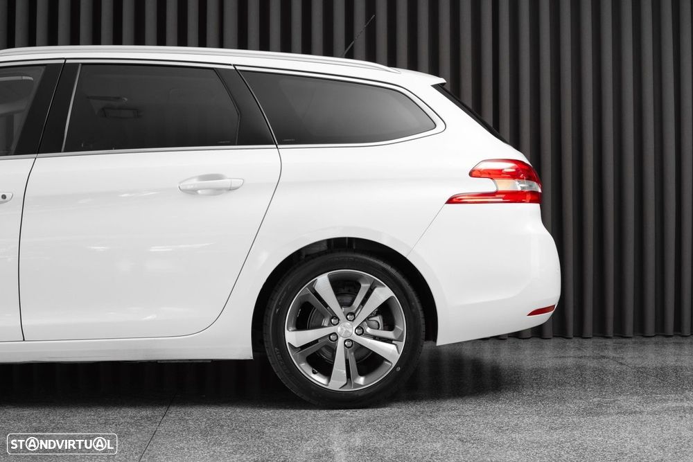 Peugeot 308 SW 1.5 BlueHDi Allure EAT8 - 8