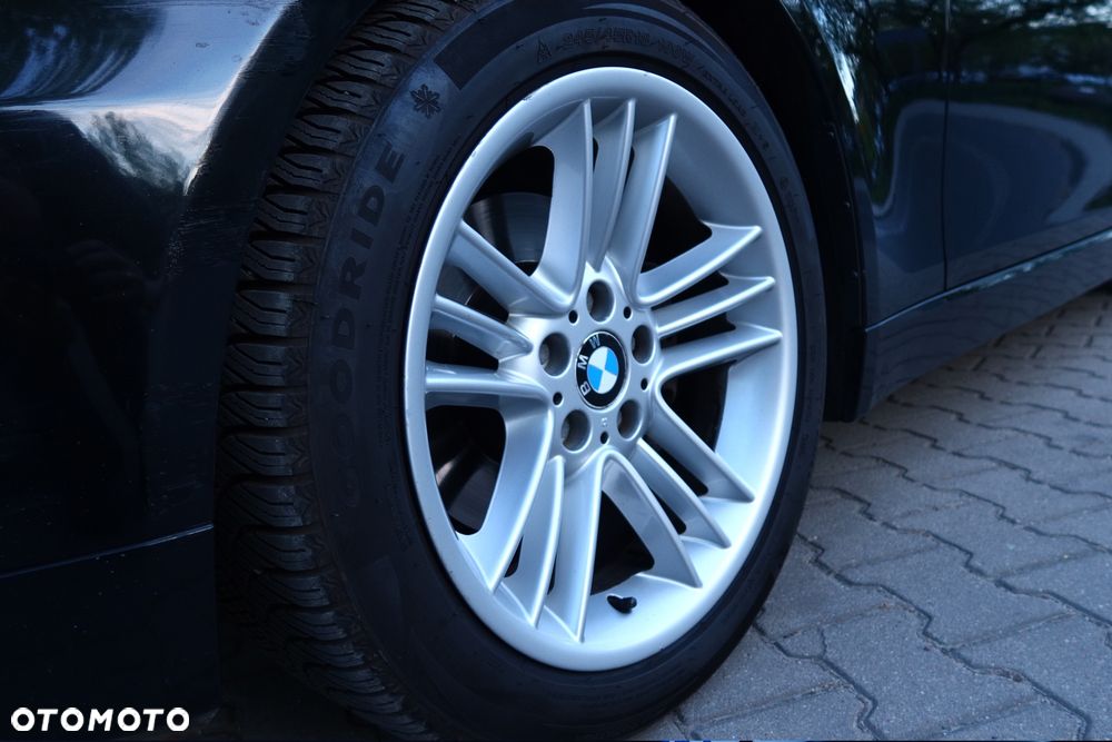 BMW Seria 5 - 13