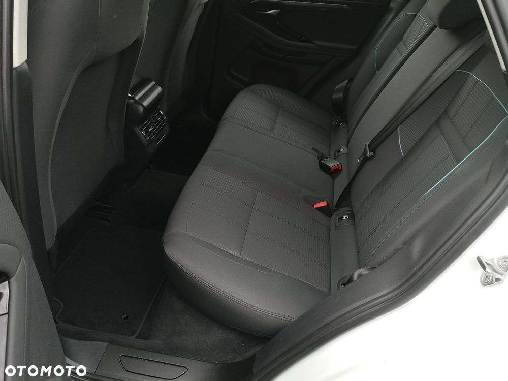 Land Rover Range Rover Evoque 2.0 D150 mHEV SE - 24