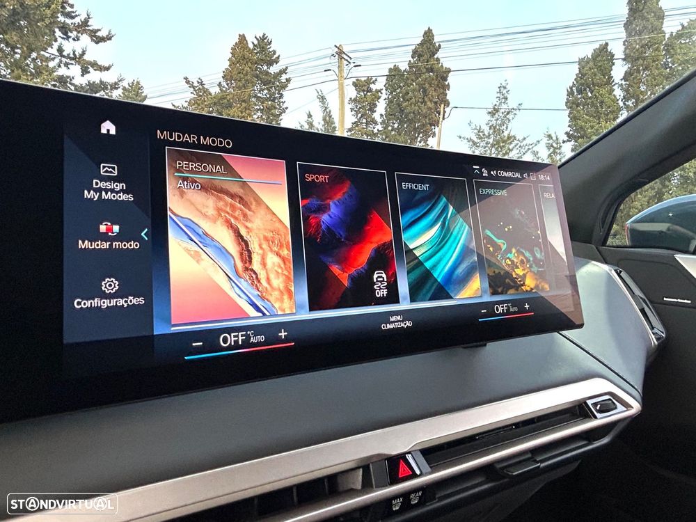 BMW iX xDrive 40 Pack Desportivo - 42