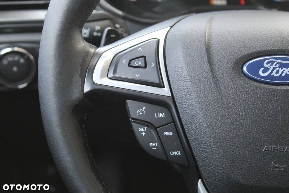 Ford Mondeo 2.0 TDCi Titanium PowerShift - 25