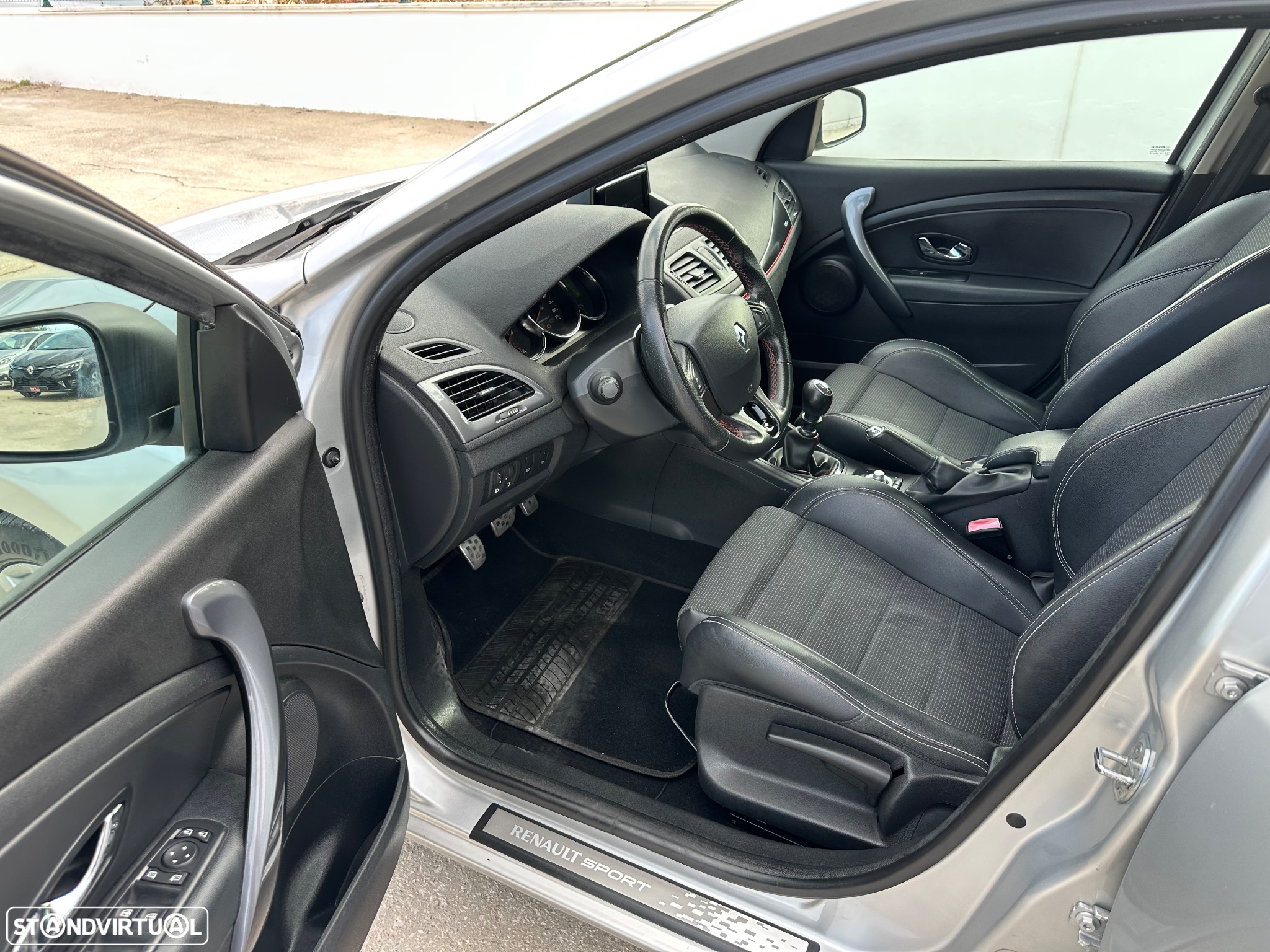 Renault Mégane Sport Tourer 1.6 dCi GT Line SS - 27