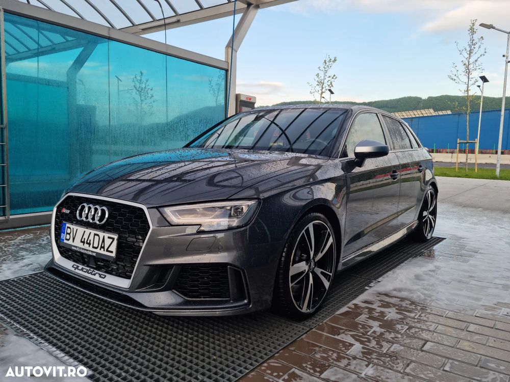 Audi RS3 - 3