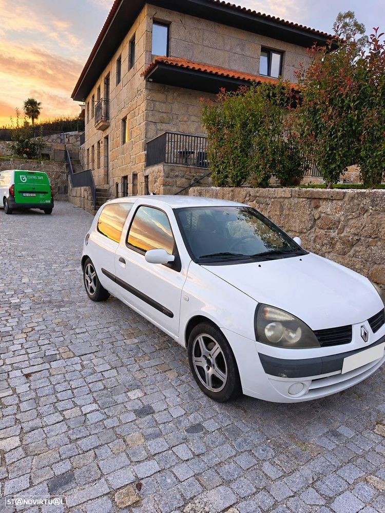 Renault Clio - 3