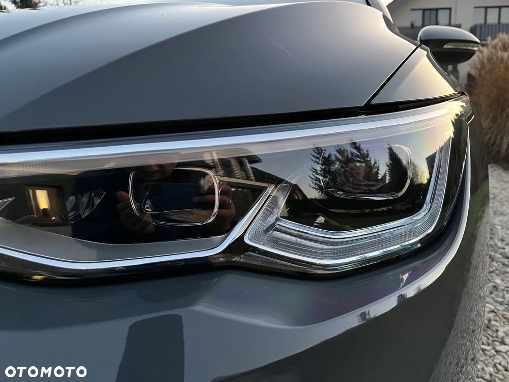 Volkswagen Golf Variant 2.0 TDI SCR DSG Life - 27