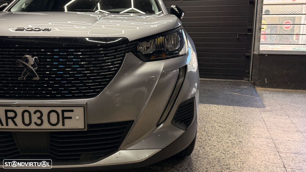 Peugeot 2008 1.2 PureTech Allure Pack - 6