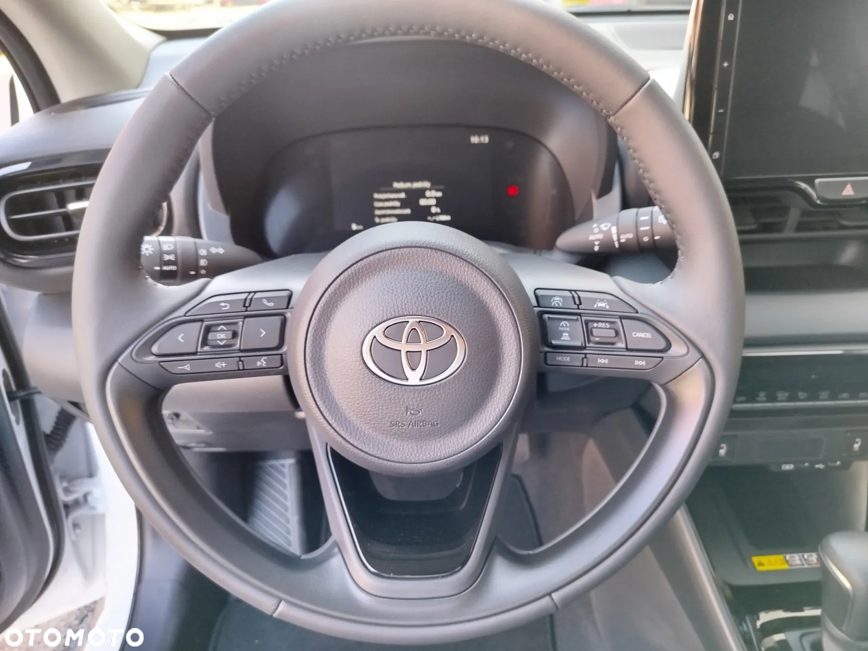 Toyota Yaris 1.5 Style CVT - 11