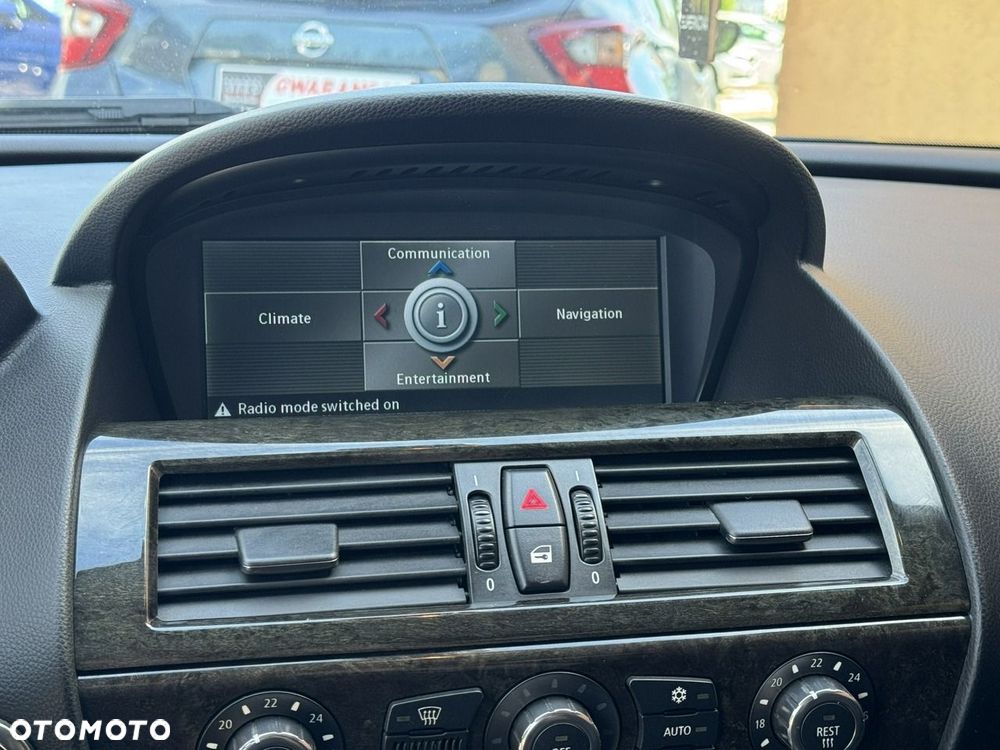 BMW Seria 6 650 i - 35