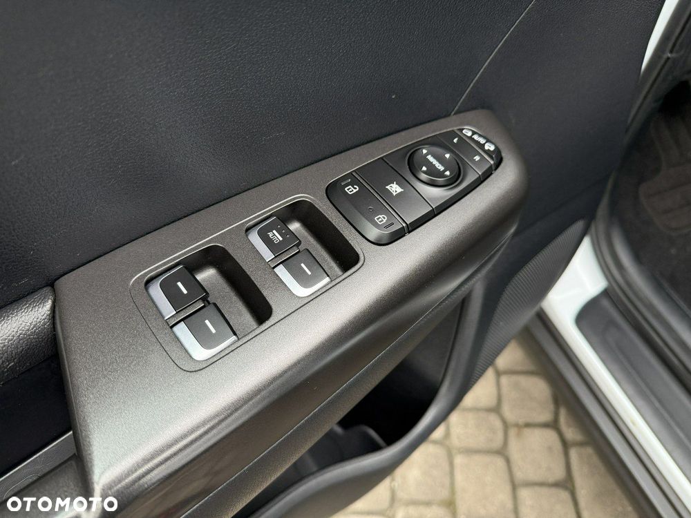 Kia Sportage 1.6 GDI 2WD Attract - 21