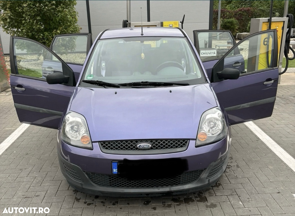Ford Fiesta 1.3 - 8