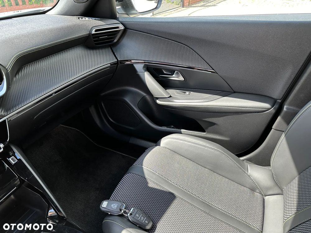 Peugeot 2008 - 19