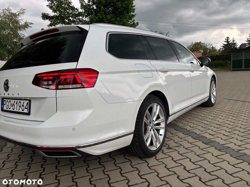 Volkswagen Passat 2.0 TDI SCR DSG Highline - 3