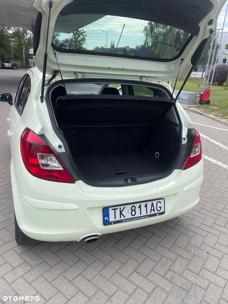 Opel Corsa - 8