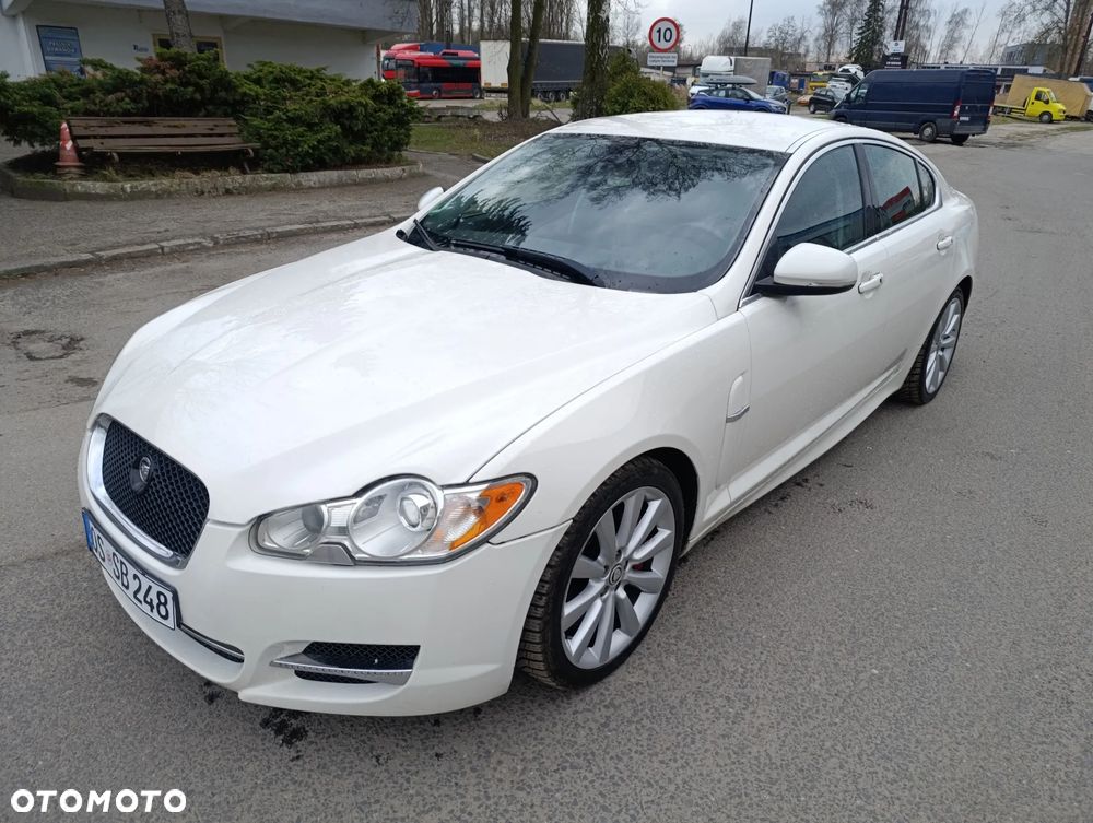 Jaguar XF 3.0 V6 S Luxury - 2