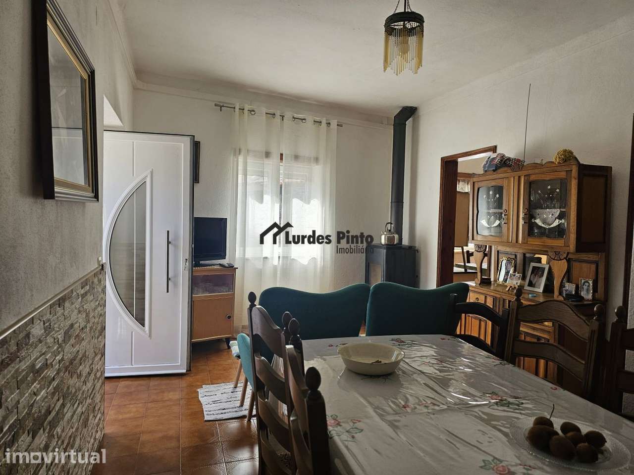 Duas moradias à beira da ribeira - Grande imagem: 2/32