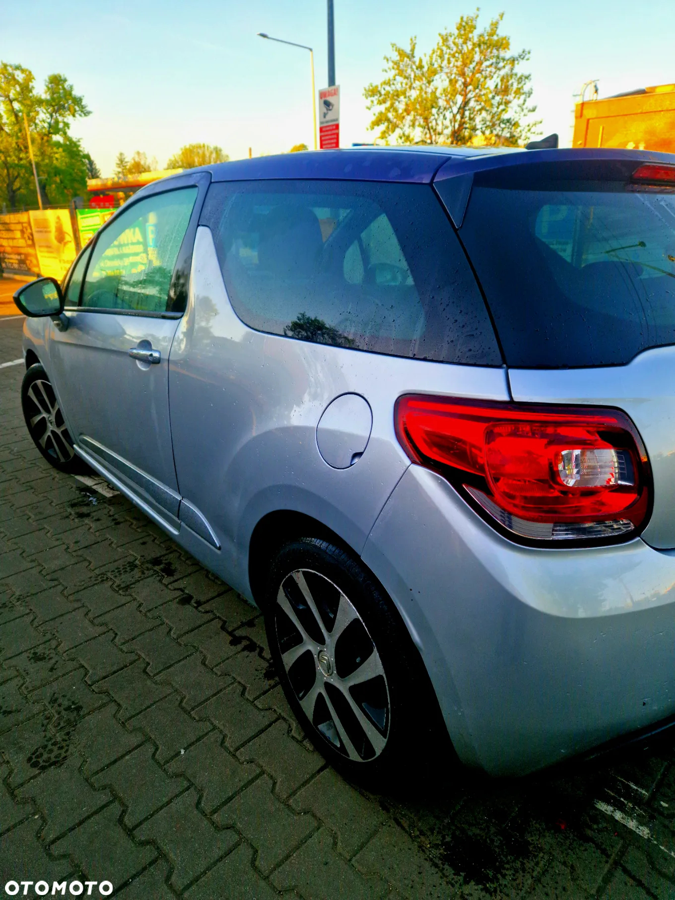 Citroën DS3 1.6 e-HDi SoChic - 9
