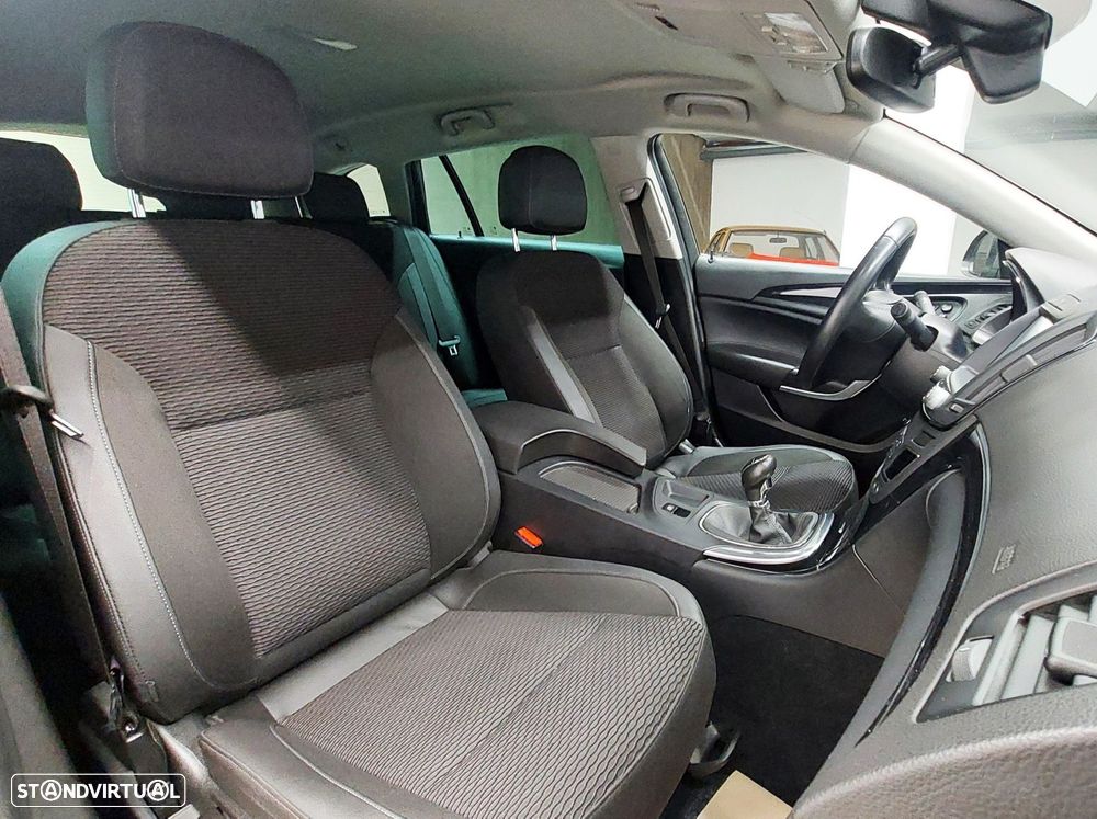Opel Insignia Sports Tourer 1.6 CDTi Executive S/S - 16