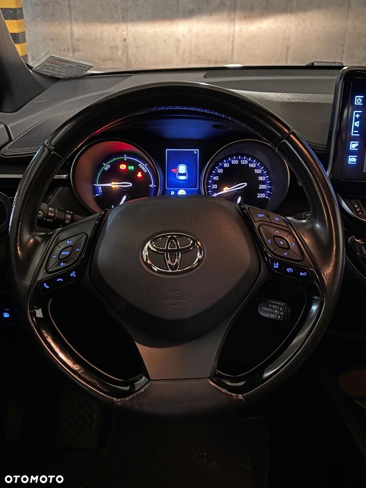 Toyota C-HR 1.8 Hybrid Dynamic - 18