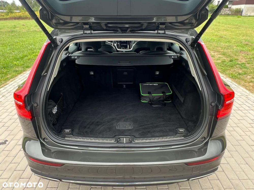 Volvo V60 T6 AWD Recharge Geartronic Inscription Expression - 8