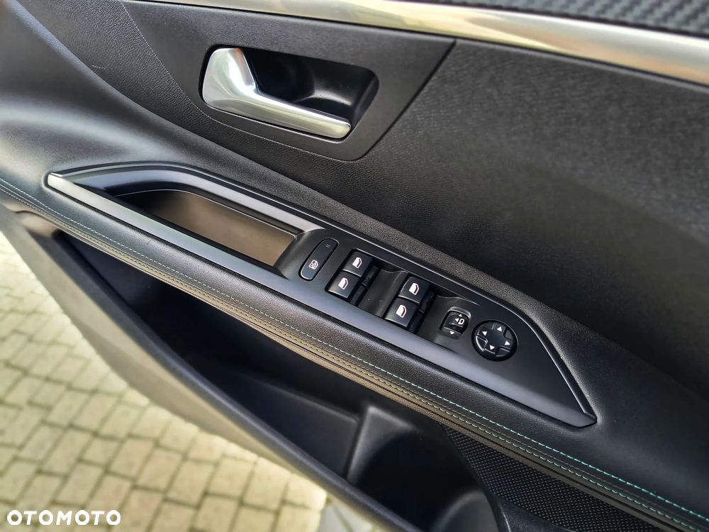 Peugeot 3008 225 e-EAT8 GT Pack - 37