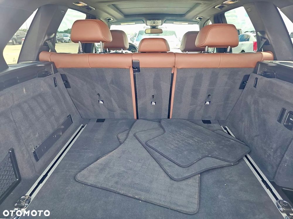 BMW X5 xDrive35i - 15
