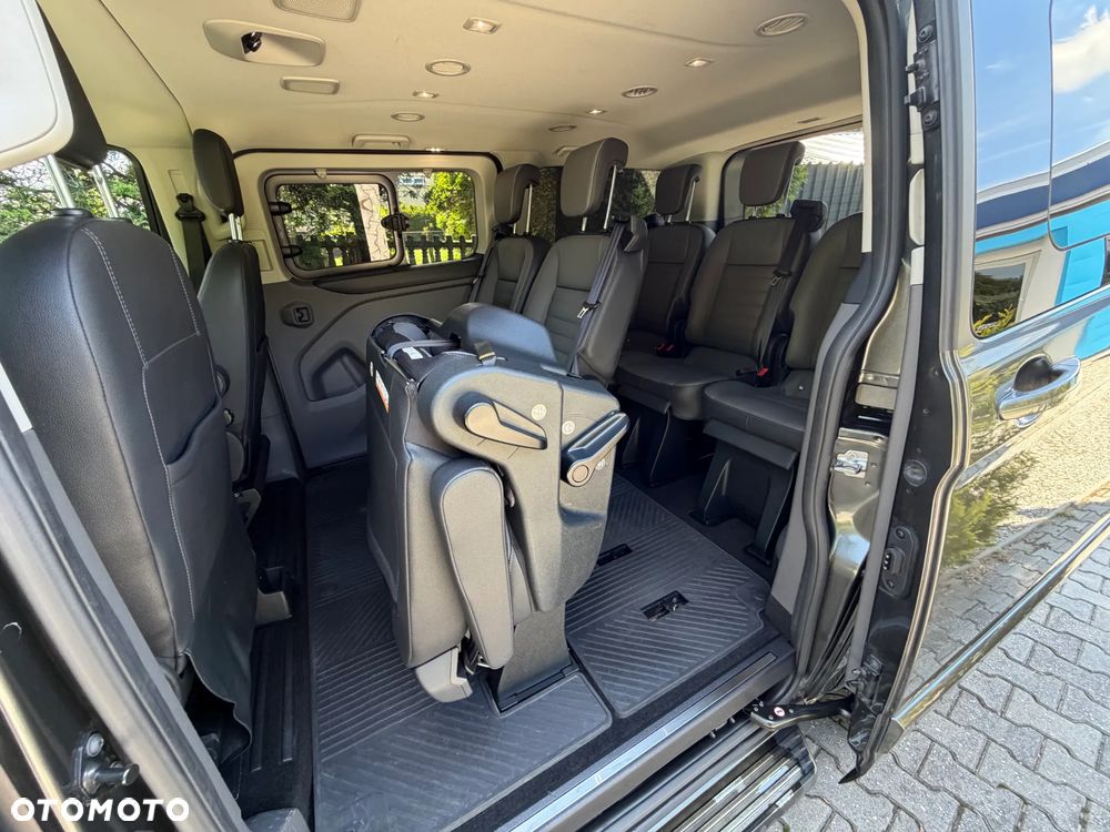 Ford Tourneo Custom 2.0 TDCi L1 Titanium SelectShift - 31