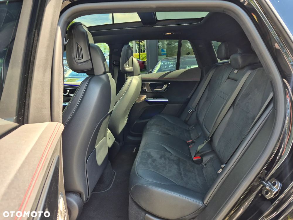 Mercedes-Benz EQE 350 89kWh 4-Matic AMG Line - 21