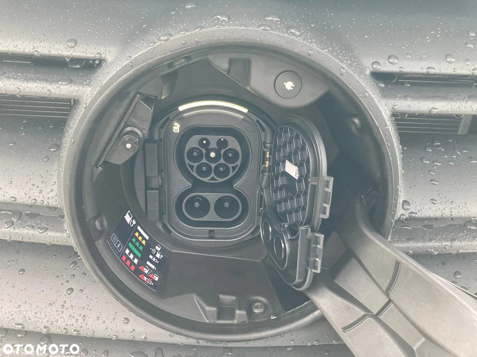 Mercedes-Benz eSprinter - 16