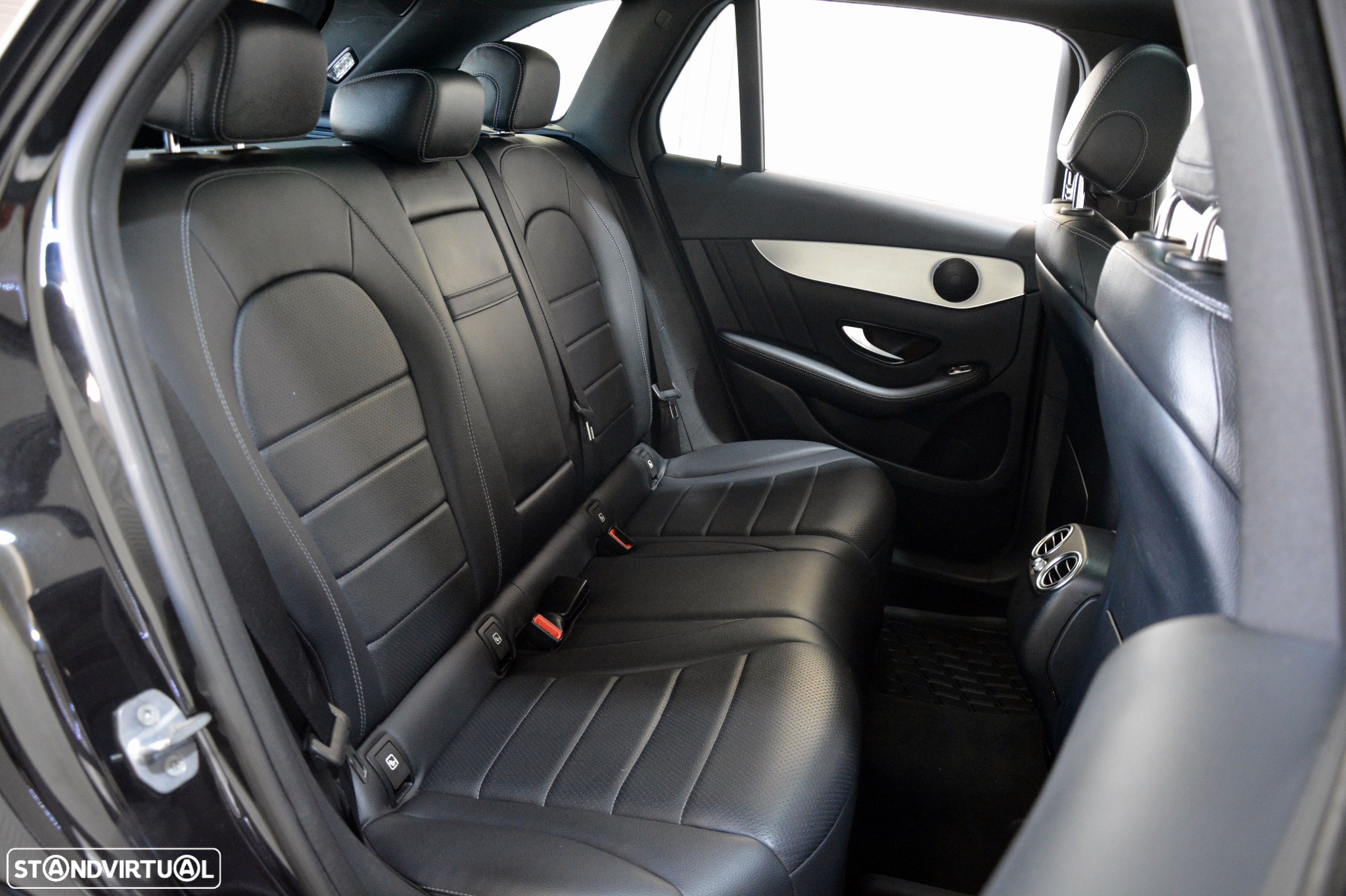 Mercedes-Benz GLC 350 e AMG Line 4-Matic - 16