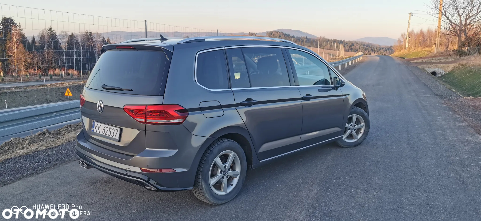 Volkswagen Touran - 4