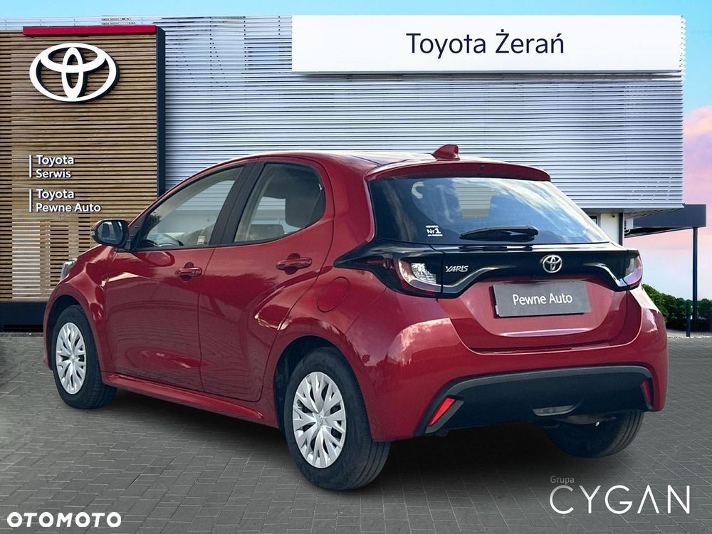 Toyota Yaris - 7