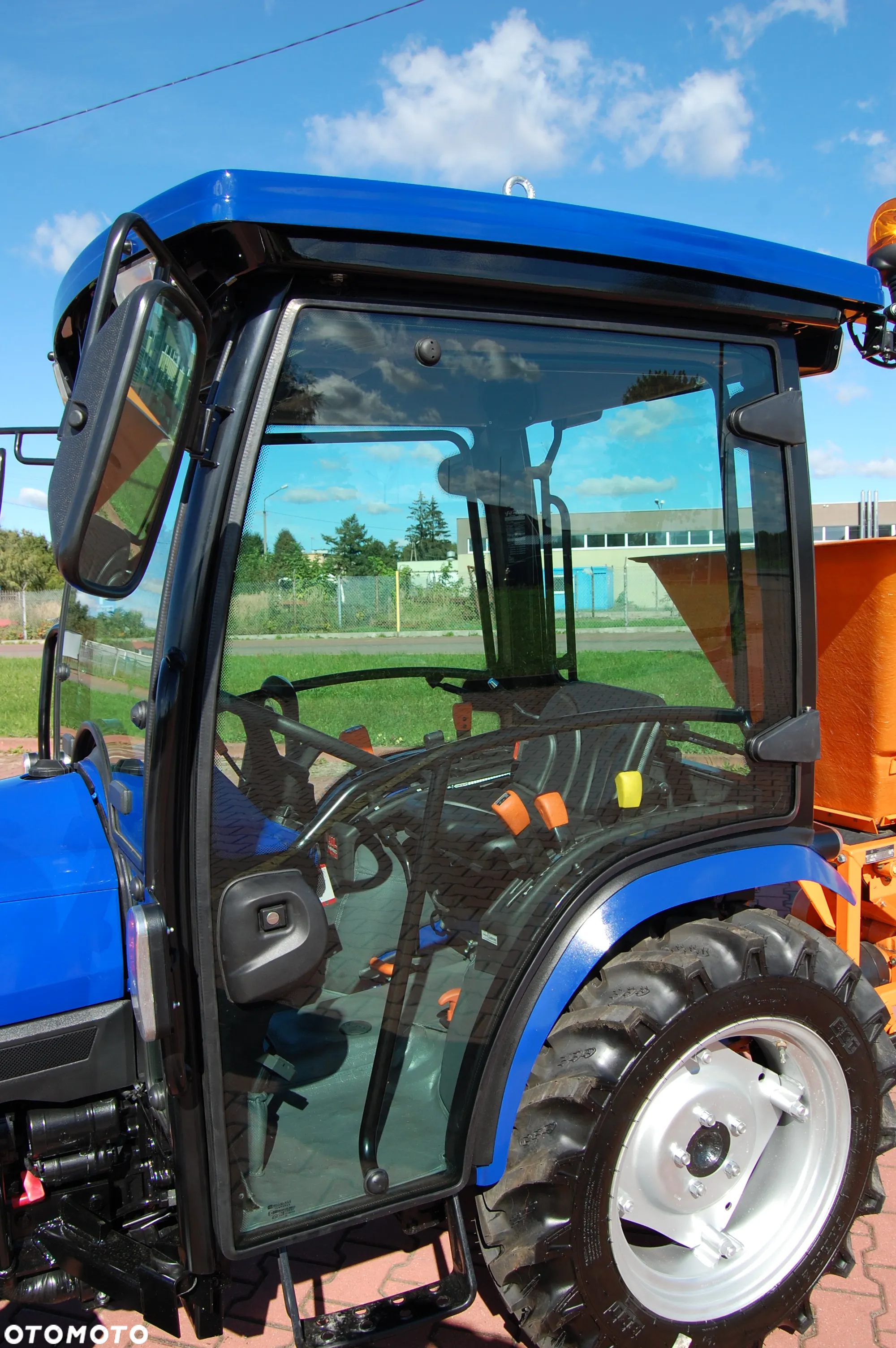Farmtrac 26 4WD - 32