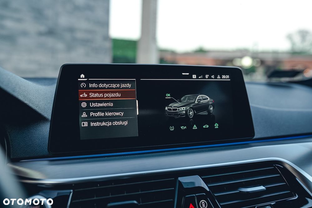 BMW Seria 5 520d xDrive M Sport sport - 25