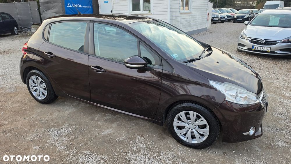 Peugeot 208 1.4 VTi Active - 29