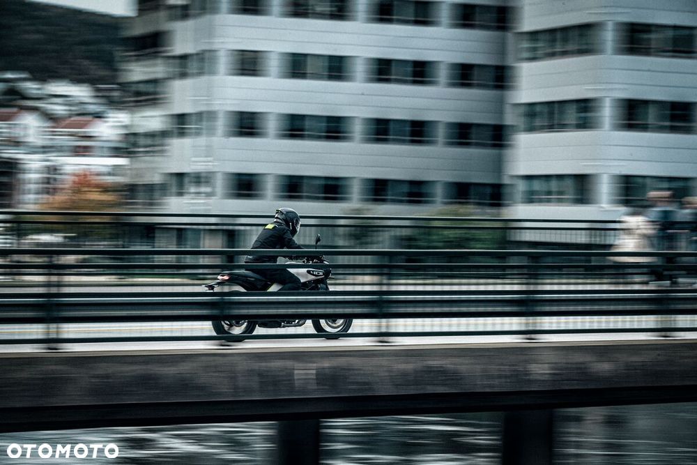 Husqvarna Vitpilen - 13
