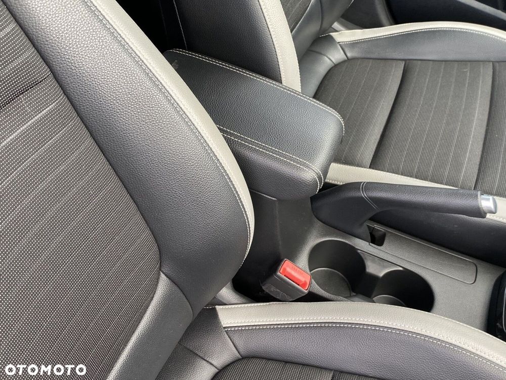 Kia Stonic - 18