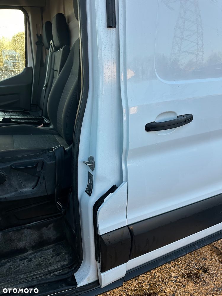 Ford Transit - 11